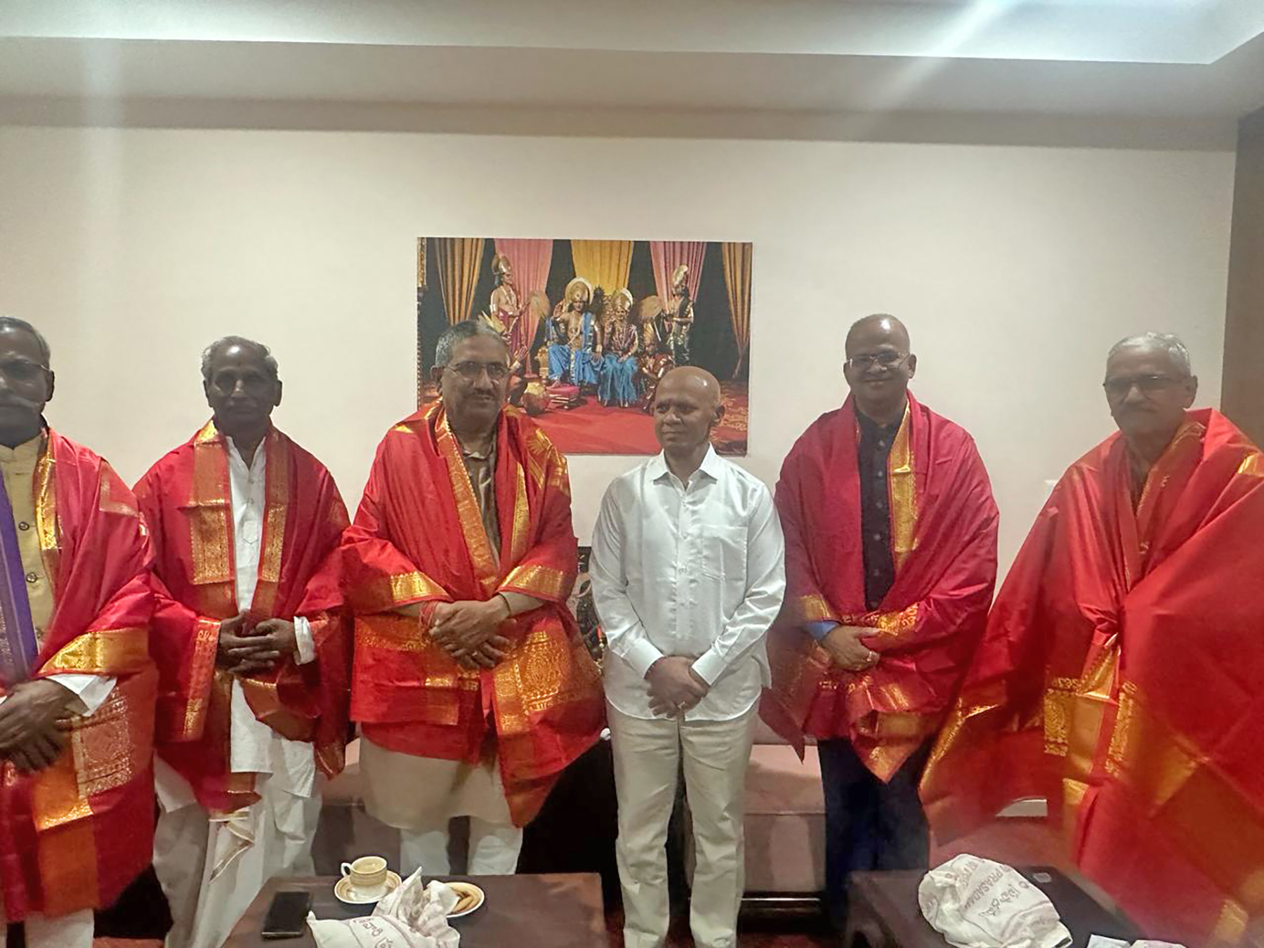EO-TTD-WITH-AYODHYA-TEAM