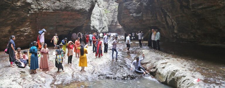 THUMBURU-THEERTHAM-14WEB-1024x400