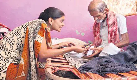 Elderly_V_jpg--442x260-4g