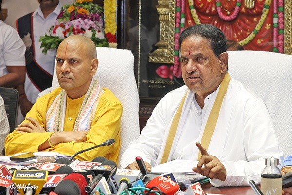 TTD-CHAIRMAN-ADDRESSING-MEDIA