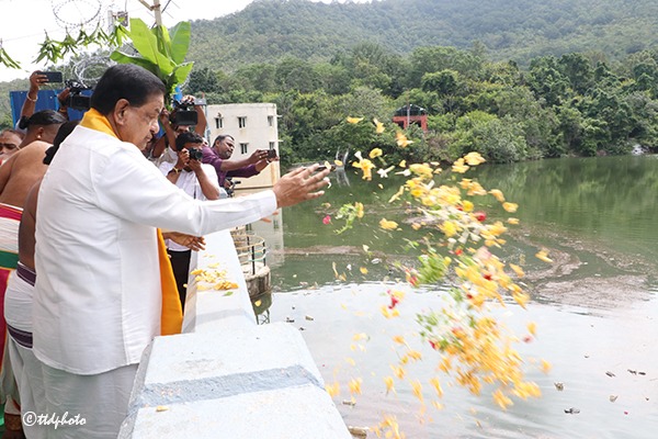 GANGA-POOJA2