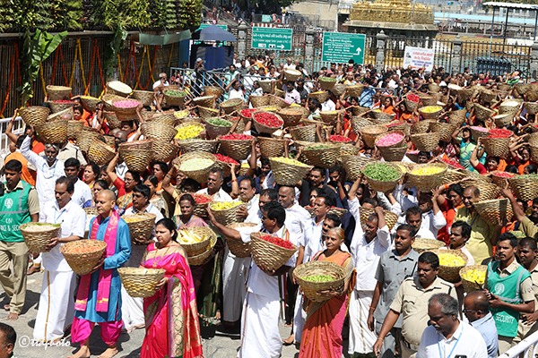 PROCESSION-OF-FLOWERS1