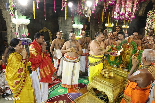SNAPANA-TIRUMANJANAM14