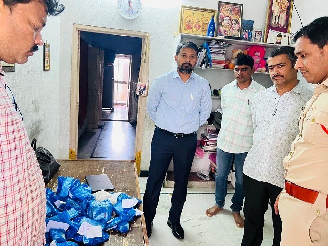 0d2f6a33-65cc-404a-bafc-f68432e83f47