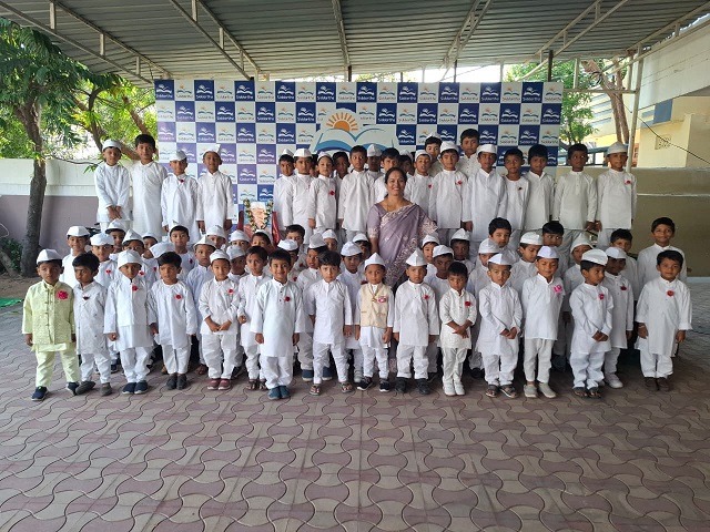 0dad5517-e736-469c-bebe-634c5ff14840