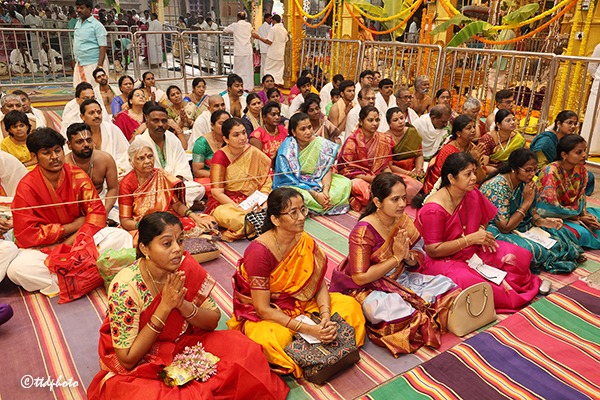 SRI-PAT-LAKSHA-KUMAKUMA-ARCHANA-1