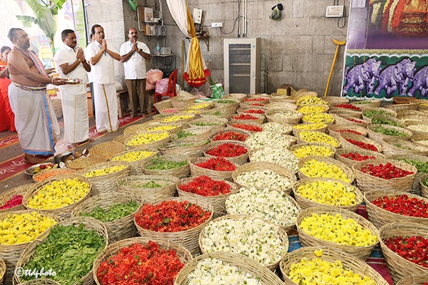 SRI-PAT-PROCESSION-OF-FLOWERS-3