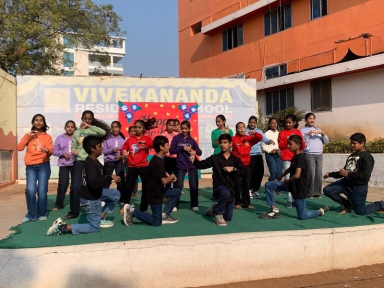 128f9191-7373-4fa5-81a5-ba2708395684