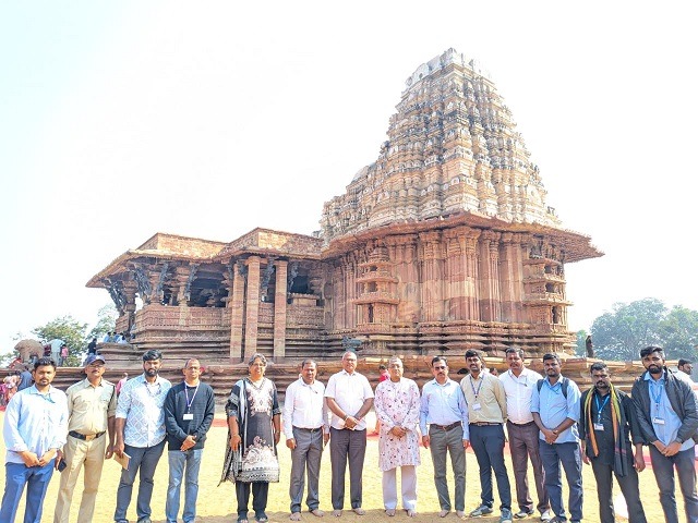 51881560-62ef-4900-ad81-d05785017a14