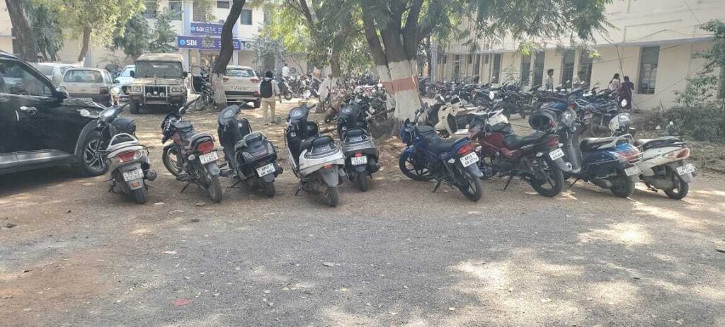 933e58d3-ad6a-40b7-9bcf-61f5c6a7c8b7