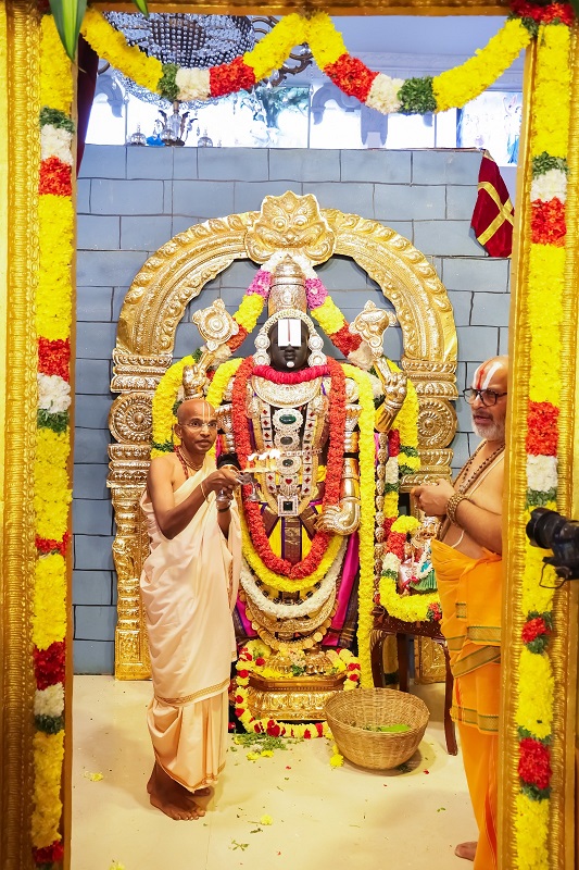 Maha Mangala Arathi 2