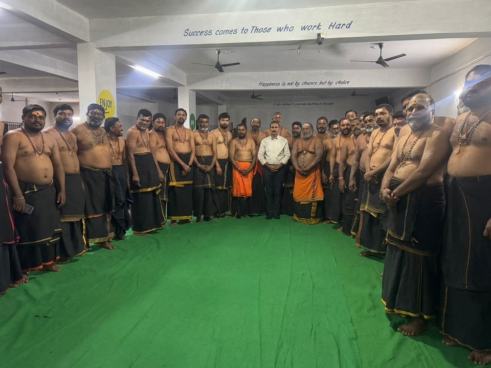 f24ce6ce-bff1-4763-941e-78fa1420b985