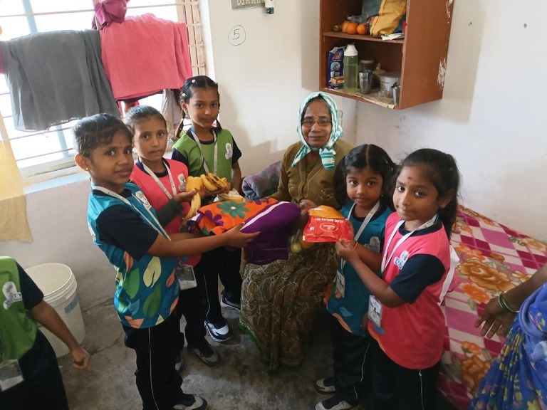 f54b5486-ed20-444f-af4a-1cc4618dab64