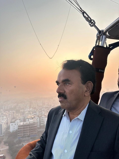 Hot Air Balloon Festival takes off near Golconda Fort | Hindudayashankar