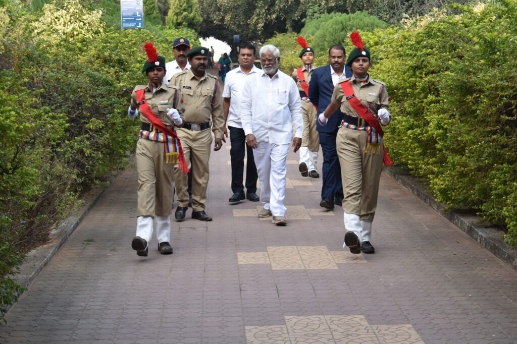 722f8176-a3cd-400c-9de3-baae94c280e1