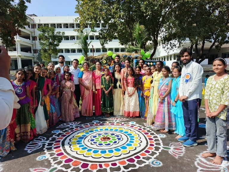 75b19ec2-ccb4-409e-b3d0-ad9bfbea166d