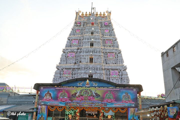 SRI-PAT-TEMPLE-VIEW-720x480