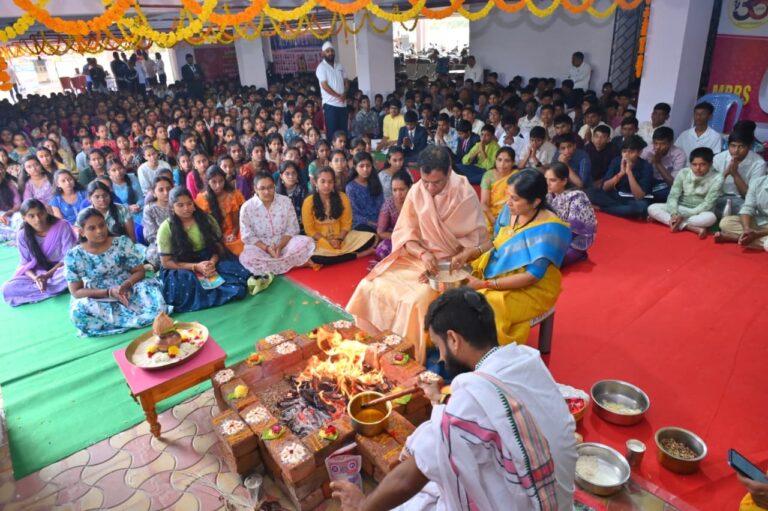 d8617f01-c51e-4f49-8b04-6e9bcb170615