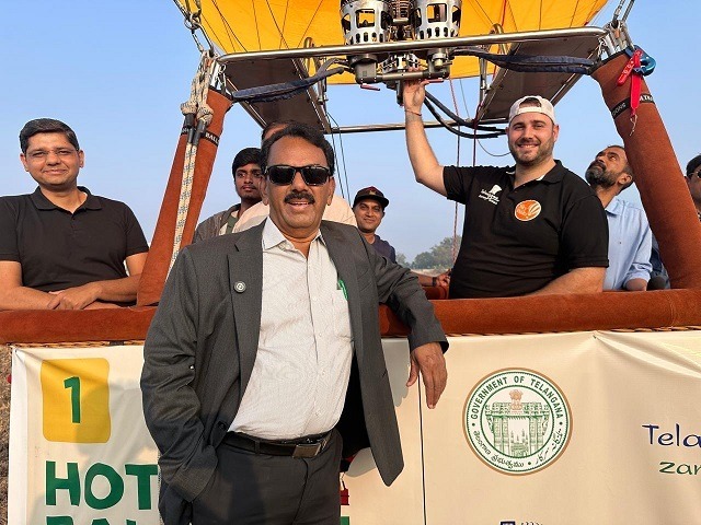 ef5b684f-6c5e-47b6-b7bb-b888a9c18a6d