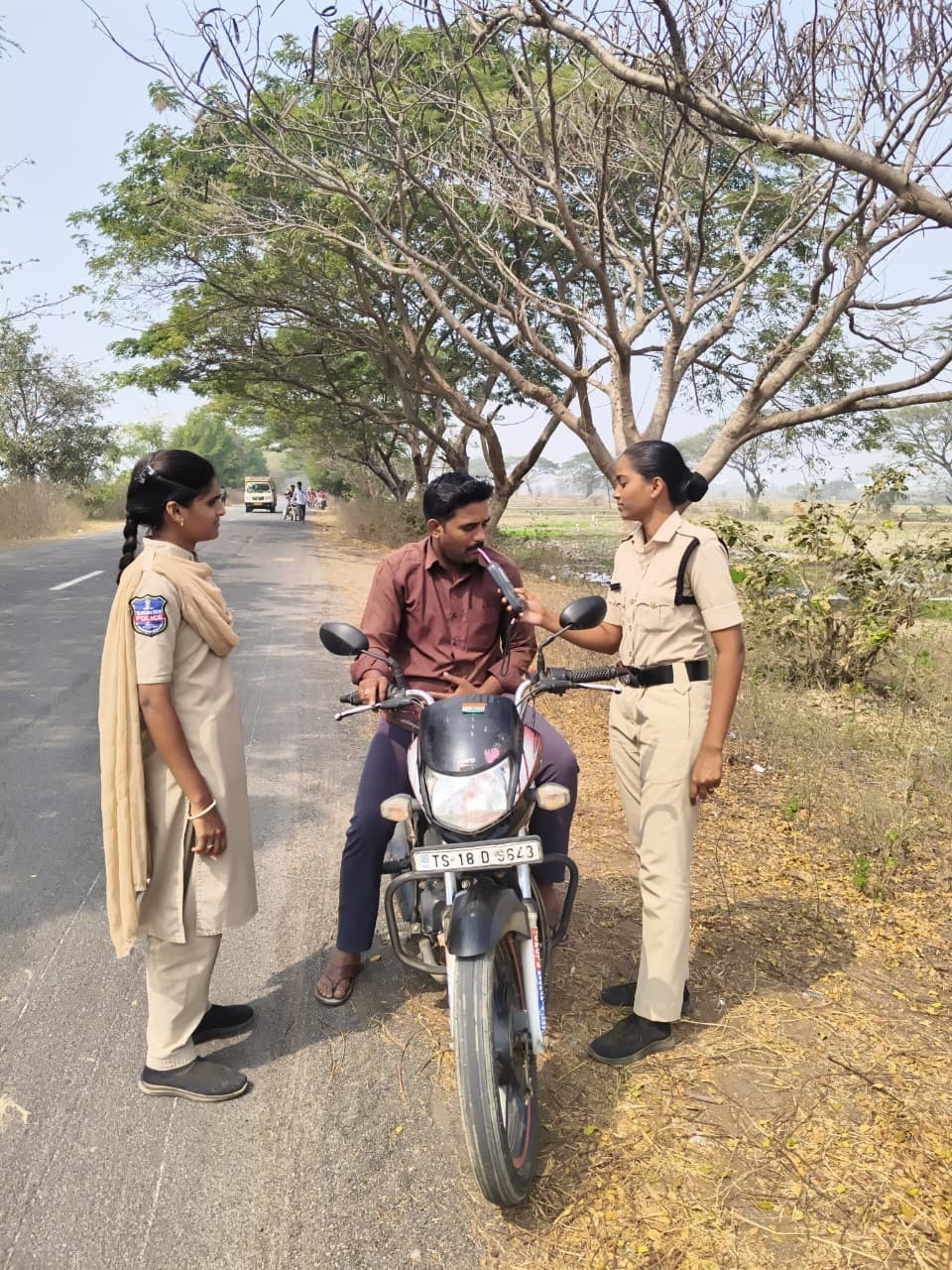 1b95ddd3-edc7-4b0d-adef-63cb18a5bfc1