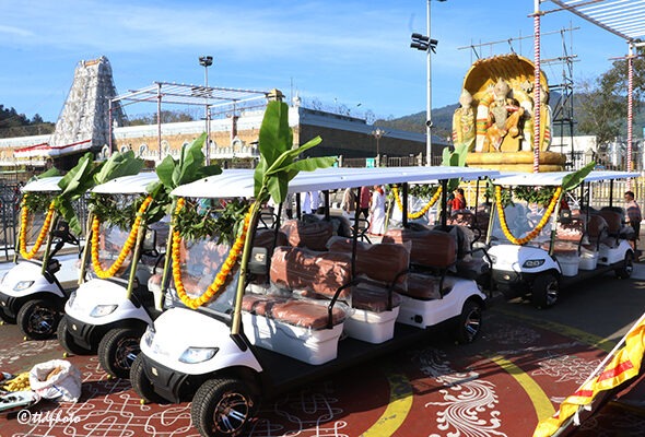 DONATION-OF-BATTERY-VEHICLE2