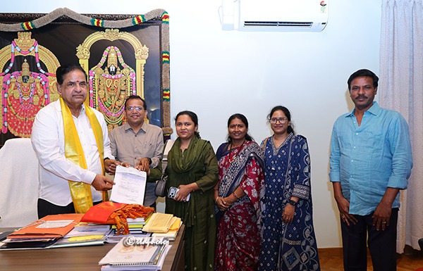 DONATION-OF-RS-10-LAKHS