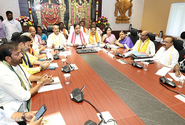 TTD-CHAIRMAN-ADDRESSING-MEDIA1