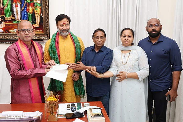DONATION-OF-ONE-CRORE-SV-PRANADANA-TRUST