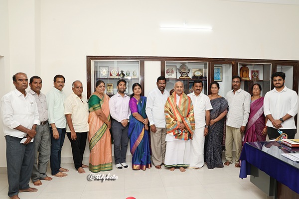 DONATION-OF-RS-70-LAKHS-TO-TTD-1