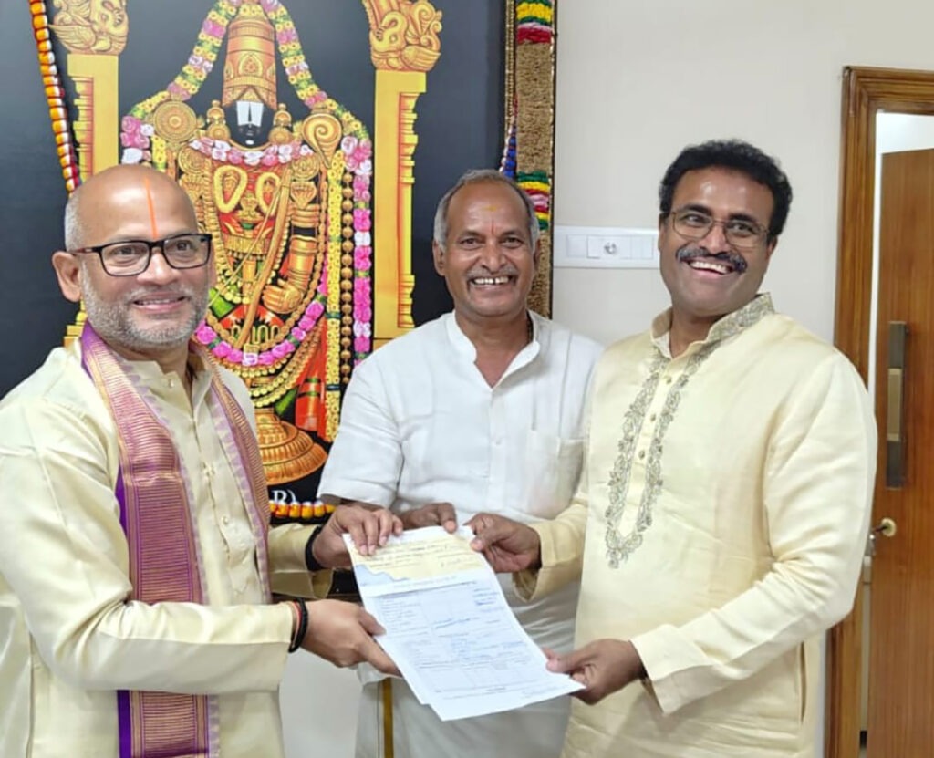 DONATION-OF-RS.-10-LAKHS