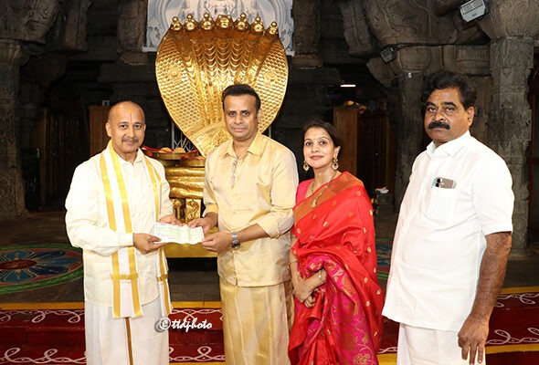 DONATION-OF-RS.-10-LAKHS-TO-TTD