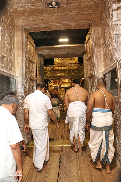 OPENING-OF-SRIVARI-TEMPLE-DOORS2
