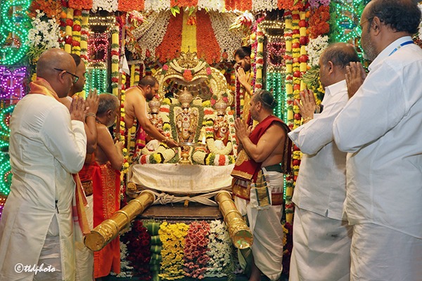 SRIVARI-FLOAT-FESTIVAL-1