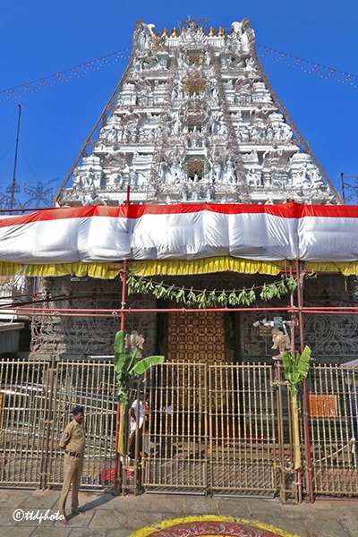 TEMPLE-DOORS-CLOSING1