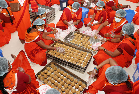 TIRUMALA-LADDUS-DISPATCHED-FOR-VONTIMITTA-KALYANAM3