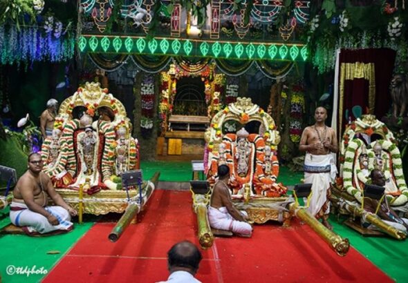 VASANTHOTSAVAM-OF-PROCESSION-5-720x480