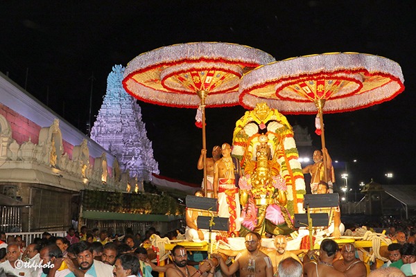 POURNAMI-GARUDA-SEVA2