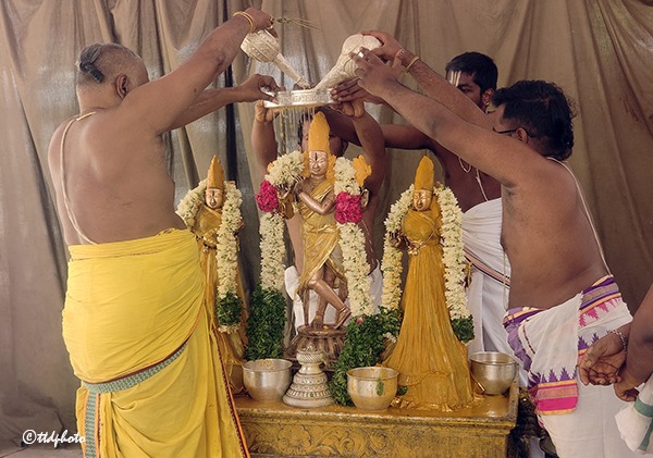 PUSHPA-YAGAM-IN-KARVETINAGARAM