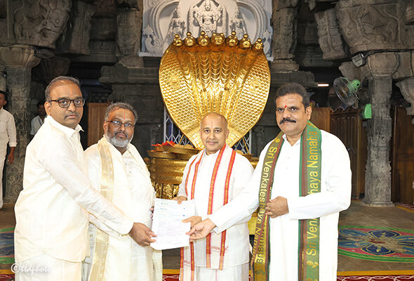 DONATION-OF-RS.-30-LAKHS-TO-TTD