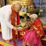 EO-TTD-FELICTATING-SUPER-CENTENARIAN-SMT-NAVANEETHAMMA2