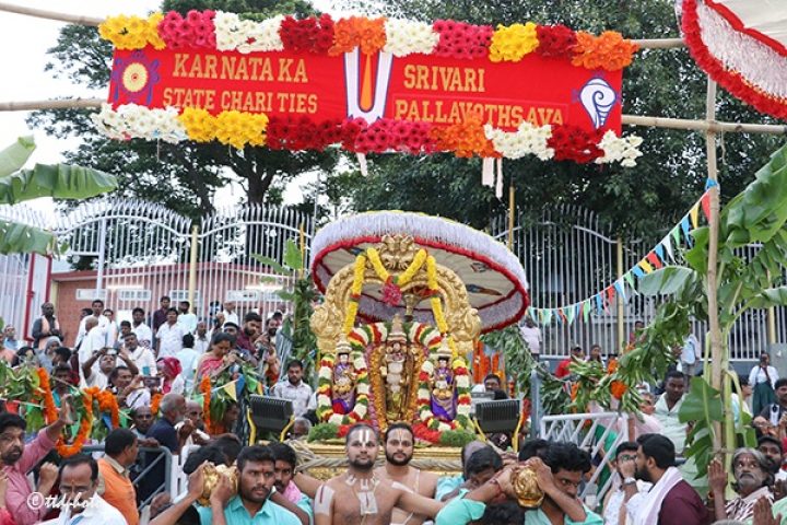 PALLAVOTSAVAM13jpg-720x480