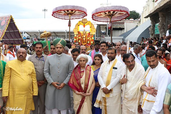 PALLAVOTSAVAM6