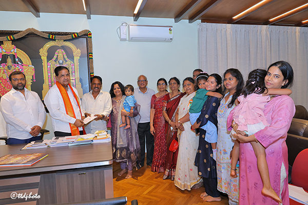 DONATION-OF-ONE-CRORE-TO-TTD