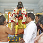 GARLANDING-OF-SRI-VENGAMAMABA-03