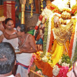 TTD-EO-PRESENTS-VASTRAMS-TO-TIRUTTANI-TEMPLE3
