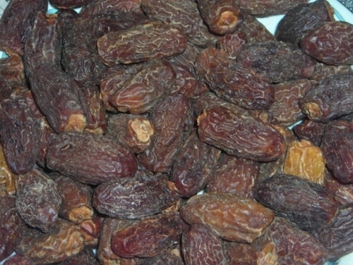 dry-dates-552