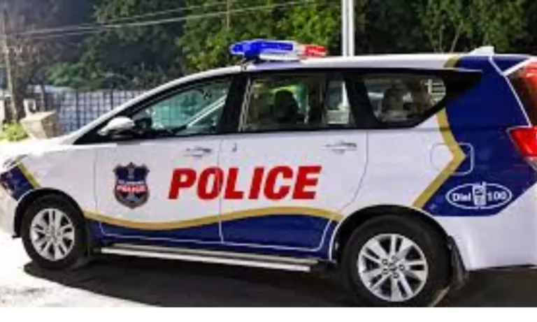 1699904-police-patrol-vehicle-stolen-in-karimnagar