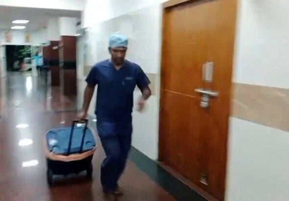 A-HEART-CARRIED-BY-HOPE-
