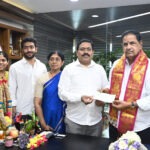 DONATION-OF-RS.-ONE-CRORE-TO-TTD