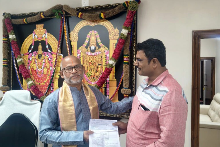 DONATION-OF-RS.-33-LAKHS-TO-TTD
